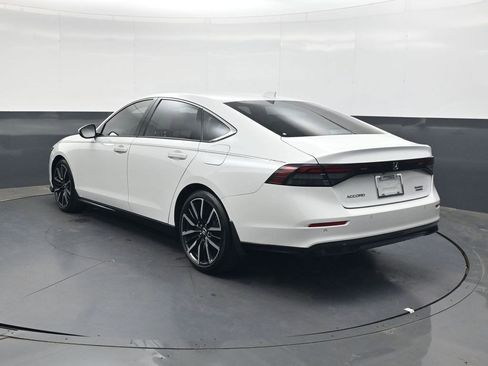 Used 2024 Honda Accord Touring image 6