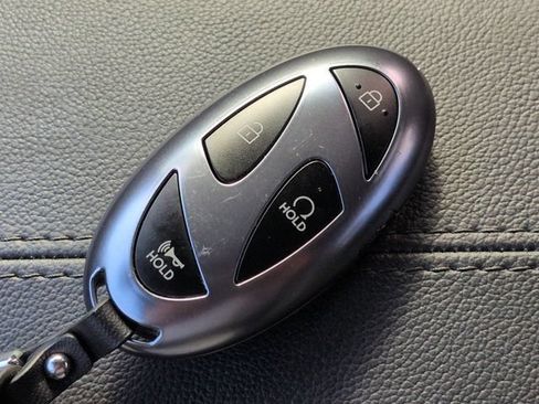 Used 2025 Hyundai Santa Cruz SE FWD image 27