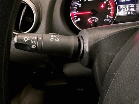 Used 2015 Nissan Rogue S w/ Convenience Package AWD/4WD image 31