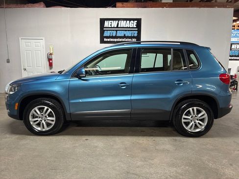 Used 2017 Volkswagen Tiguan S image 4