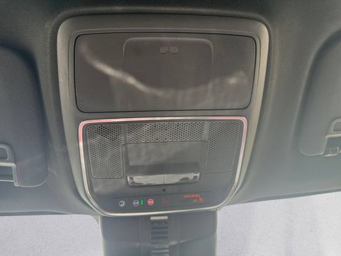 Used 2026 Chevrolet Traverse RS FWD image 25