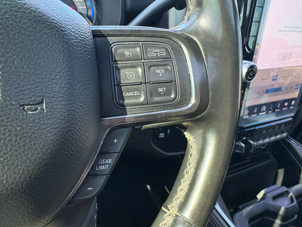 Used 2022 RAM 2500 Limited AWD/4WD image 17
