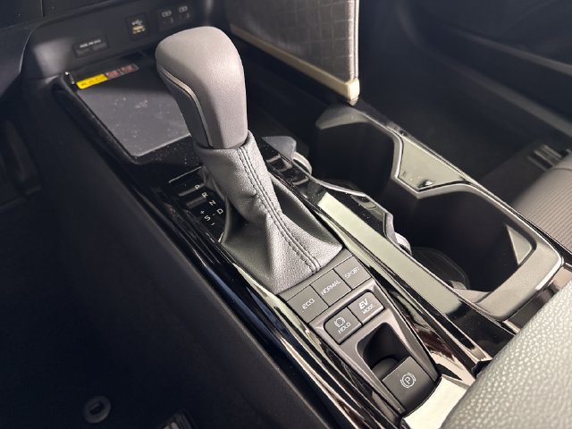 New 2026 Toyota Camry XLE w/ Premium Plus Package FWD image 32
