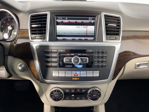 Used 2014 Mercedes-Benz ML 350 2WD image 23