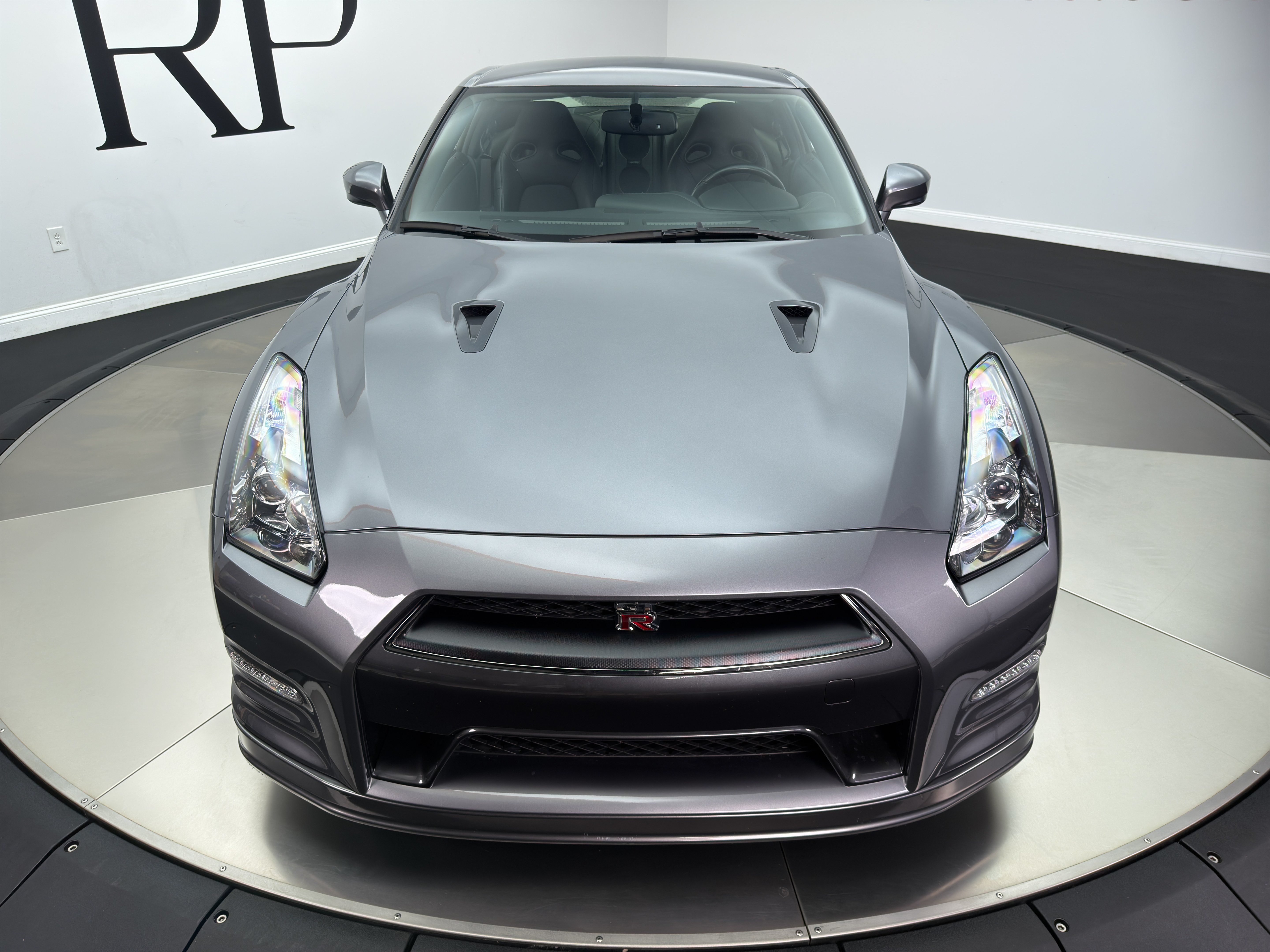 Used 2013 Nissan GT-R Premium AWD/4WD image 9