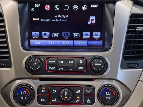 Used 2016 GMC Yukon Denali w/ Open Road Package AWD/4WD image 31