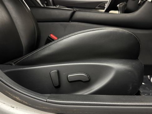 Used 2020 Nissan Maxima 3.5 SV w/ Floor Mat Group FWD image 34