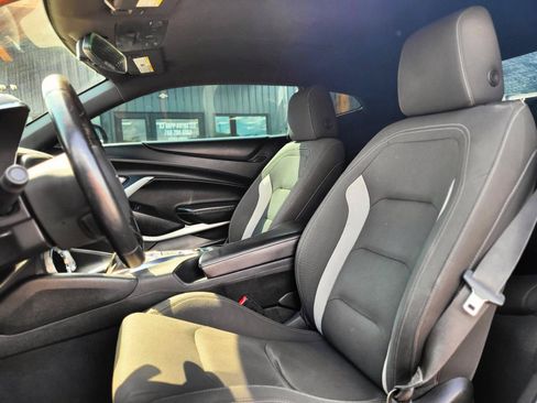 Used 2018 Chevrolet Camaro LS RWD image 11