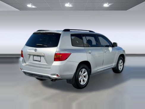 Used 2010 Toyota Highlander 2WD image 9