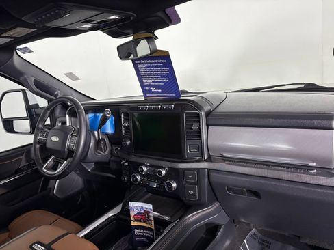 Certified 2024 Ford F350 Platinum image 36
