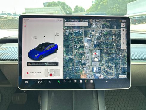 Used 2022 Tesla Model 3 Long Range AWD/4WD image 15