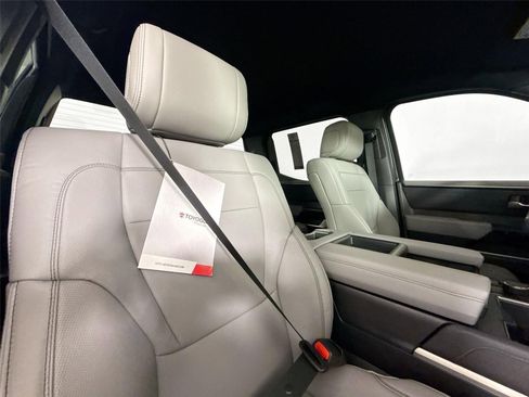 New 2026 Toyota Tundra Limited AWD/4WD image 42