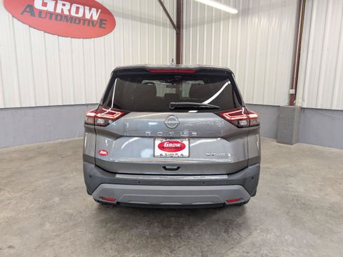 Used 2022 Nissan Rogue SV AWD/4WD image 13