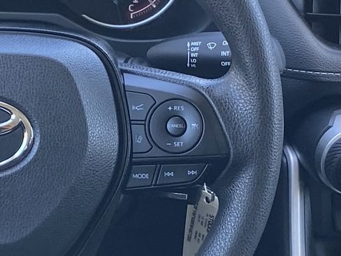 Certified 2024 Toyota RAV4 LE AWD/4WD image 18