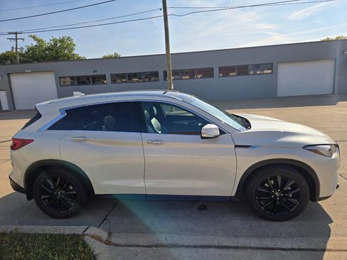 Used 2021 INFINITI QX50 Luxe image 14