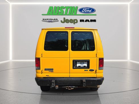 Used 2012 Ford E-250 and Econoline 250 w/ PWR Group RWD image 4
