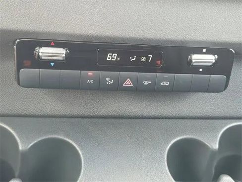 New 2024 Mercedes-Benz Sprinter 2500 image 18