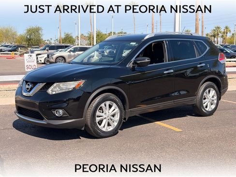 Used 2015 Nissan Rogue SV FWD image 1