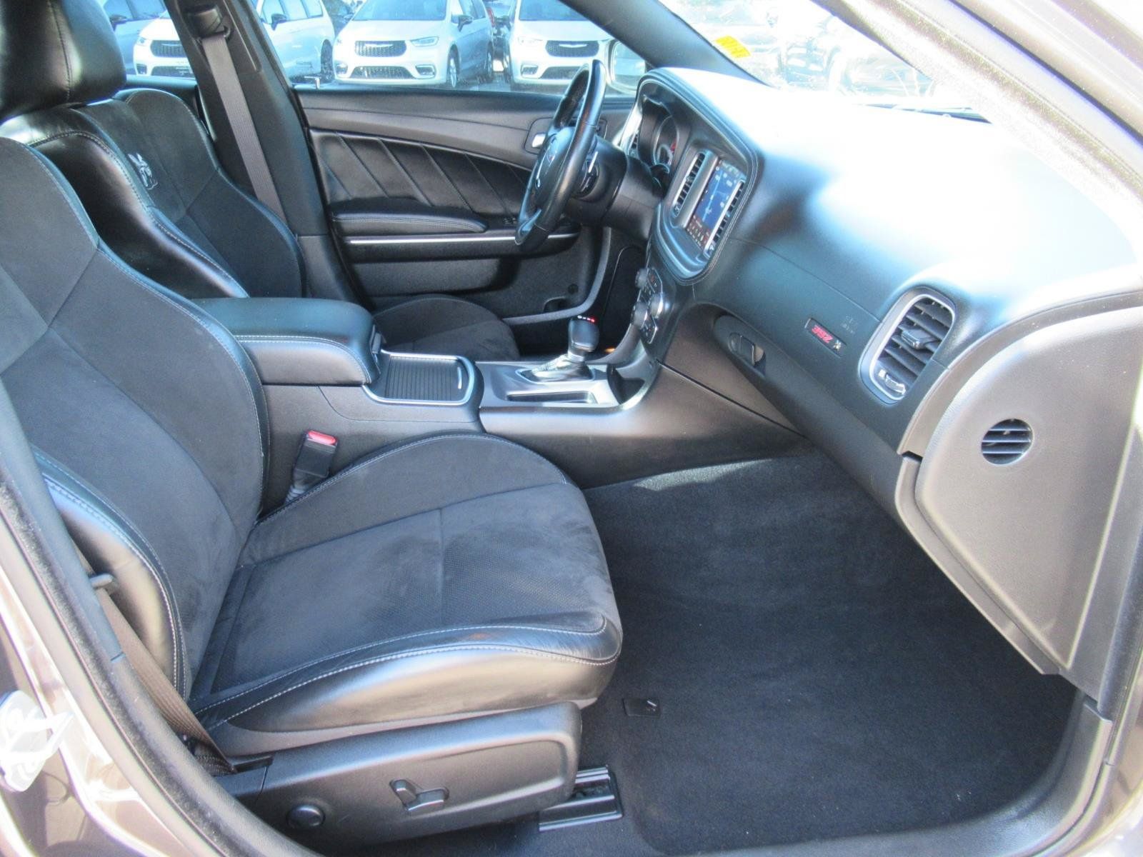 Used 2022 Dodge Charger Scat Pack w/ Plus Group RWD image 10