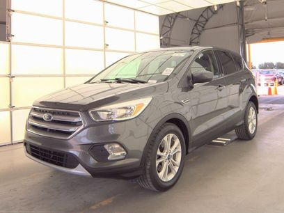 Used 2017 Ford Escape SE w/ SE Cold Weather Package