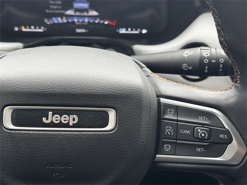 Certified 2022 Jeep Compass Limited w/ Elite Group image 26