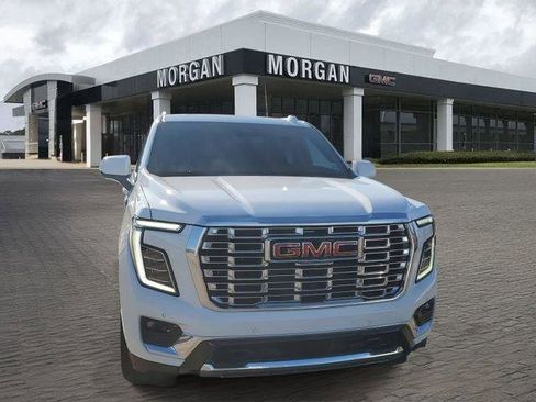 New 2026 GMC Yukon XL Denali w/ Sun & Power Step Package RWD image 2