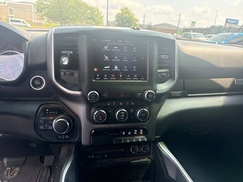 Used 2019 RAM 1500 Big Horn AWD/4WD image 18