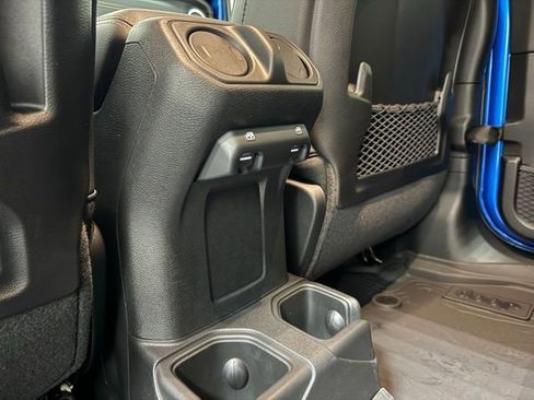 New 2026 Jeep Gladiator Sahara image 18