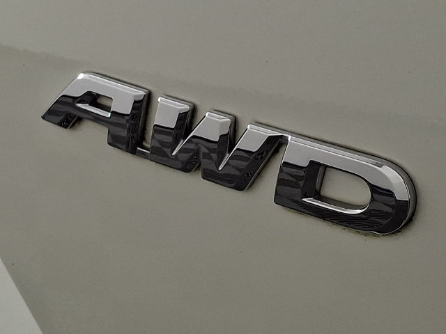 Used 2018 Honda CR-V Touring image 32