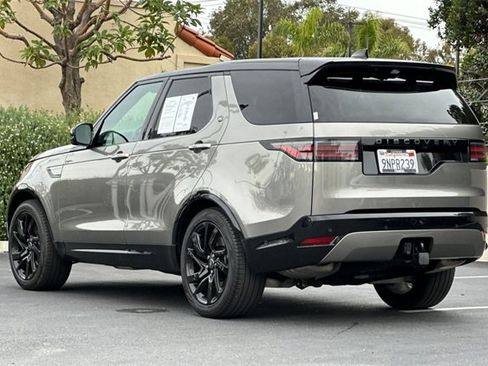 Certified 2024 Land Rover Discovery Dynamic SE image 3