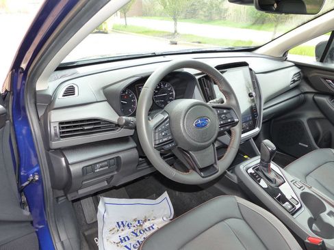 Used 2024 Subaru Crosstrek 2.5i Limited AWD/4WD image 27