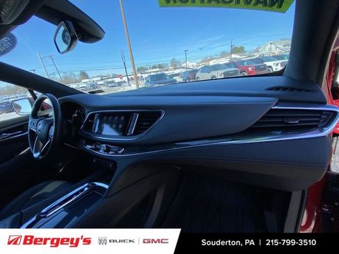 Certified 2023 Buick Enclave Essence image 33