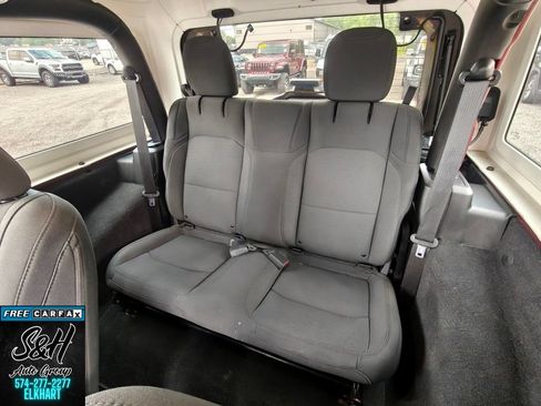Used 2021 Jeep Wrangler Sport AWD/4WD image 18