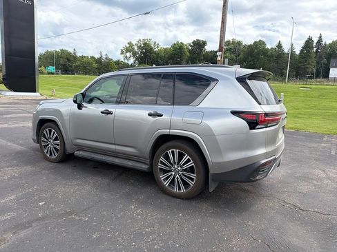 Used 2025 Lexus LX 700h Luxury w/ Appearance Package AWD/4WD image 30