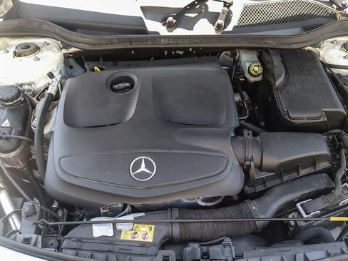 Used 2018 Mercedes-Benz CLA 250 image 28