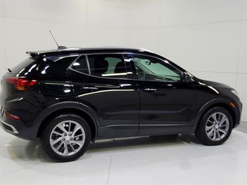 Used 2023 Buick Encore GX Essence w/ Advanced Technology Package FWD image 8