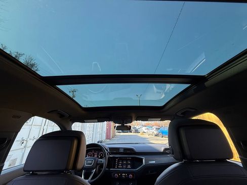 Used 2022 Audi Q3 2.0T Premium w/ Convenience Package image 22