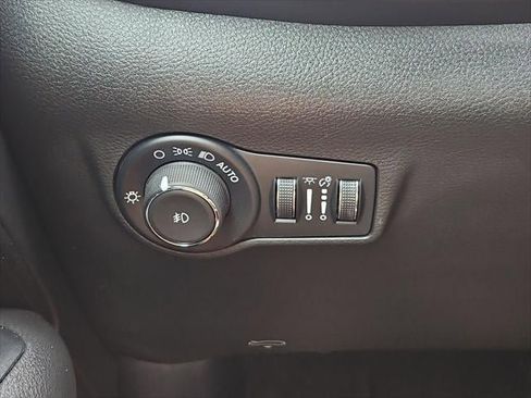 New 2026 Jeep Compass Latitude AWD/4WD image 54