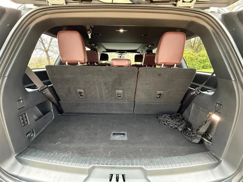 Used 2023 Ford Expedition Limited AWD/4WD image 30