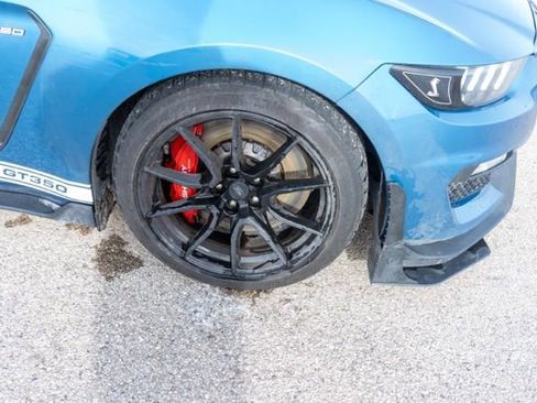 Used 2020 Ford Mustang Shelby GT350 w/ Technology Package image 10