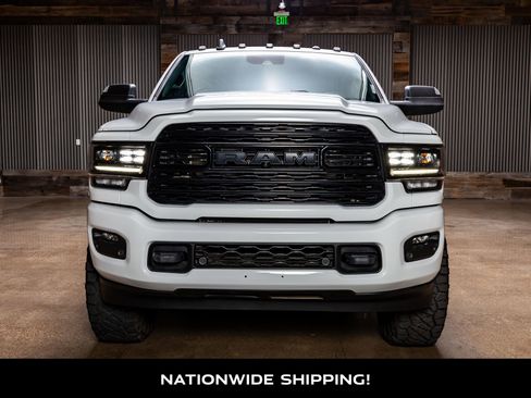 Used 2021 RAM 3500 Limited image 4