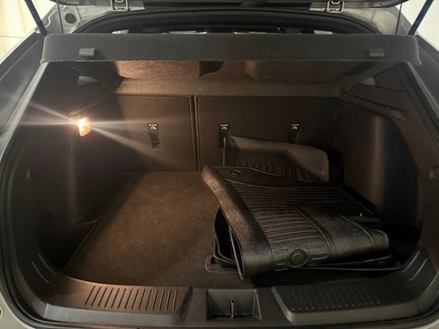 Used 2024 Chevrolet Trax RS w/ Sunroof Package image 26