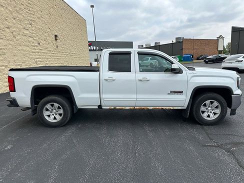Used 2017 GMC Sierra 1500 SLE AWD/4WD image 6