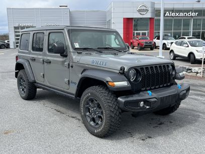 Used 2023 Jeep Wrangler Unlimited w/ Sun & Screen Package