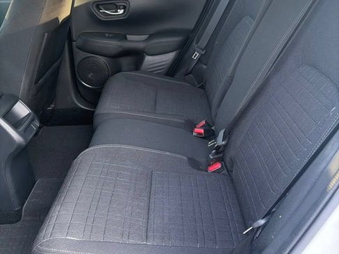 Used 2024 Honda HR-V LX image 12