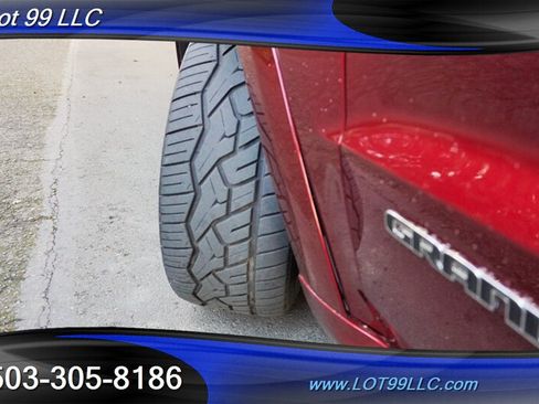 Used 2017 Jeep Grand Cherokee SRT AWD/4WD image 5