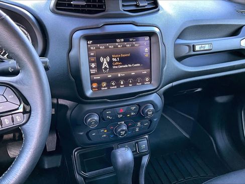 Used 2021 Jeep Renegade Latitude w/ Sun & Sound Group image 6