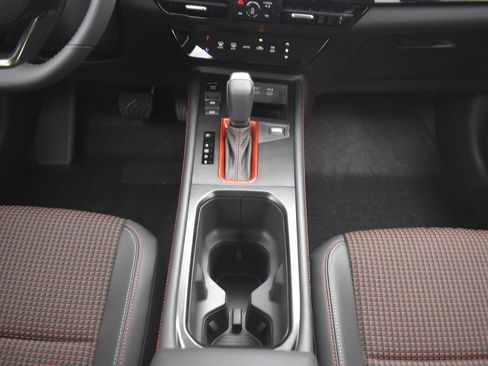 New 2026 Nissan Kicks SR w/ Illumination Package FWD image 12