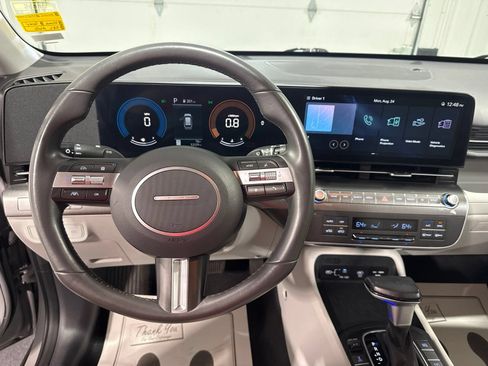 Used 2024 Hyundai Kona SEL AWD/4WD image 34