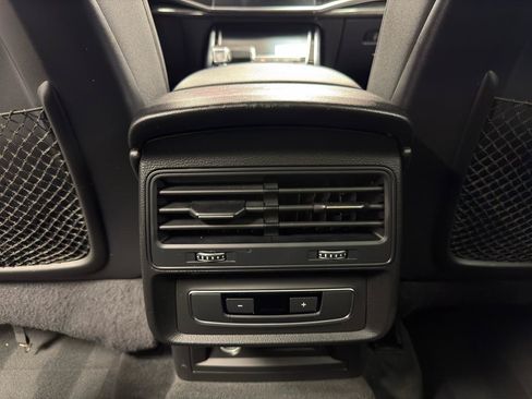 Used 2021 Audi Q7 3.0T Premium Plus AWD/4WD image 32